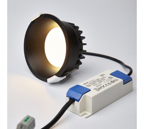 Встраиваемый светильник Italline IT08-8013 black 3000K IT08-8013