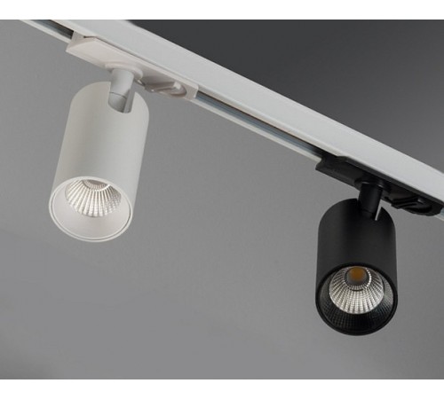 Светильник на штанге Italline TR 3006 white TR 3006