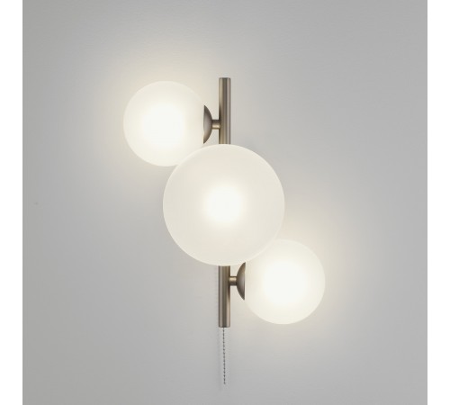 Бра Moderli V11464-3W Renny