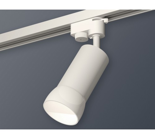 Светильник на штанге Ambrella Light XT6322190 XT