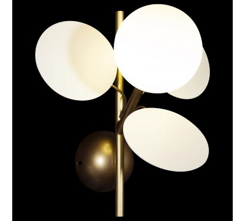 Бра Loft it 10008/1W white Matisse