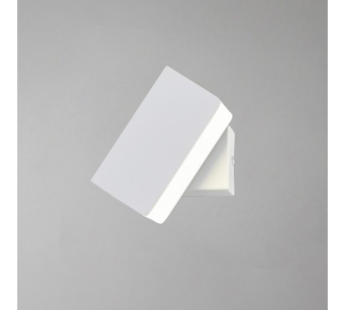 Накладной светильник Escada 10227/1LED Function