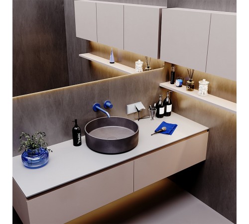 Розетка с заземлением и со шторкой, без рамки с крышкой Voltum VLS040302 S70