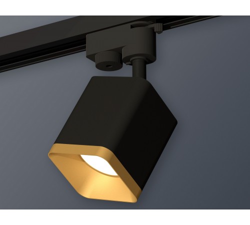 Светильник на штанге Ambrella Light XT7813003 XT