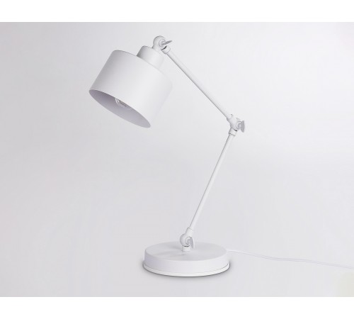 Настольная лампа офисная Ambrella Light TR8152 TR