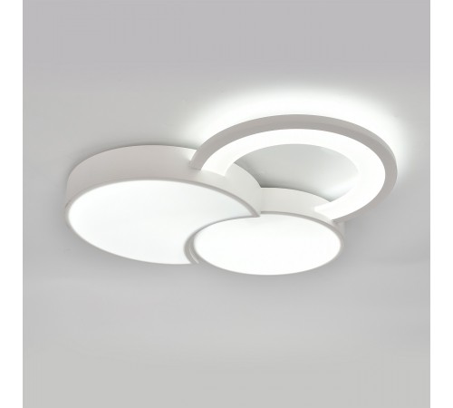 Потолочная люстра Escada 10286/3LED Streamline